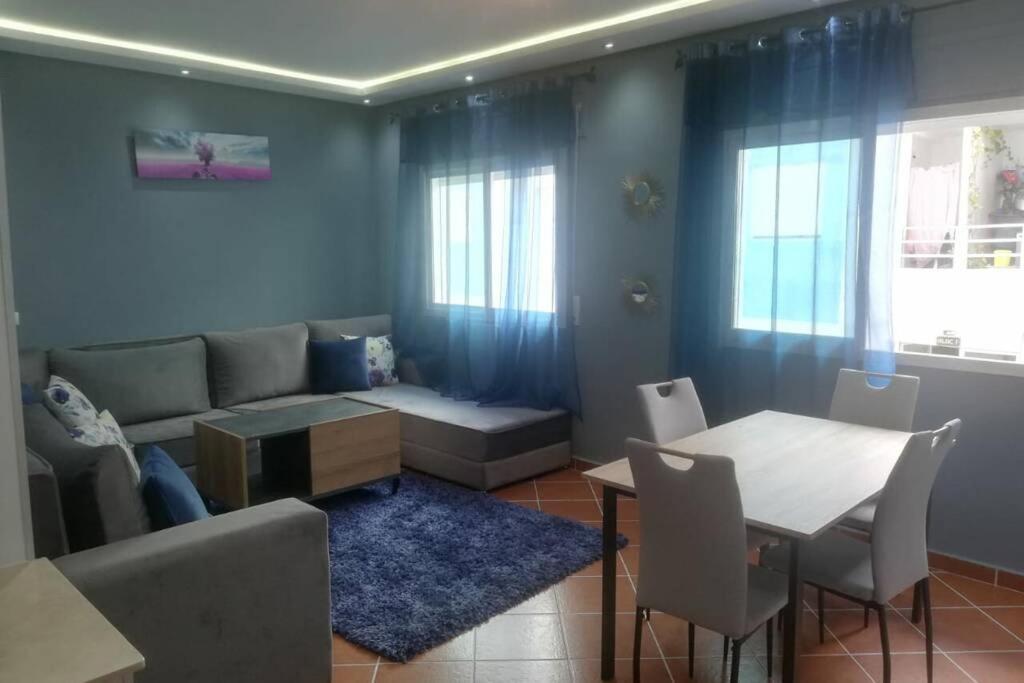 Appartement Cosy Bien Equipee มาร์ทิล ภายนอก รูปภาพ